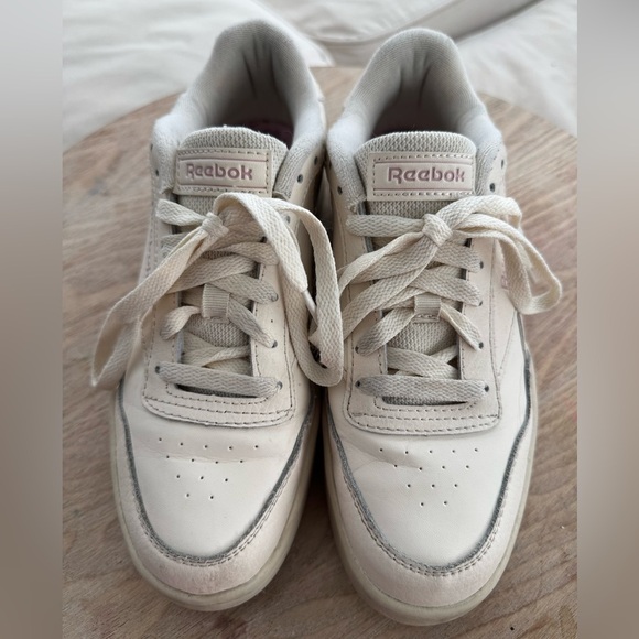 REEBOK Court Advance Ivory & Pink Womens Sneaker Size 7.5 - Picture 2 of 8